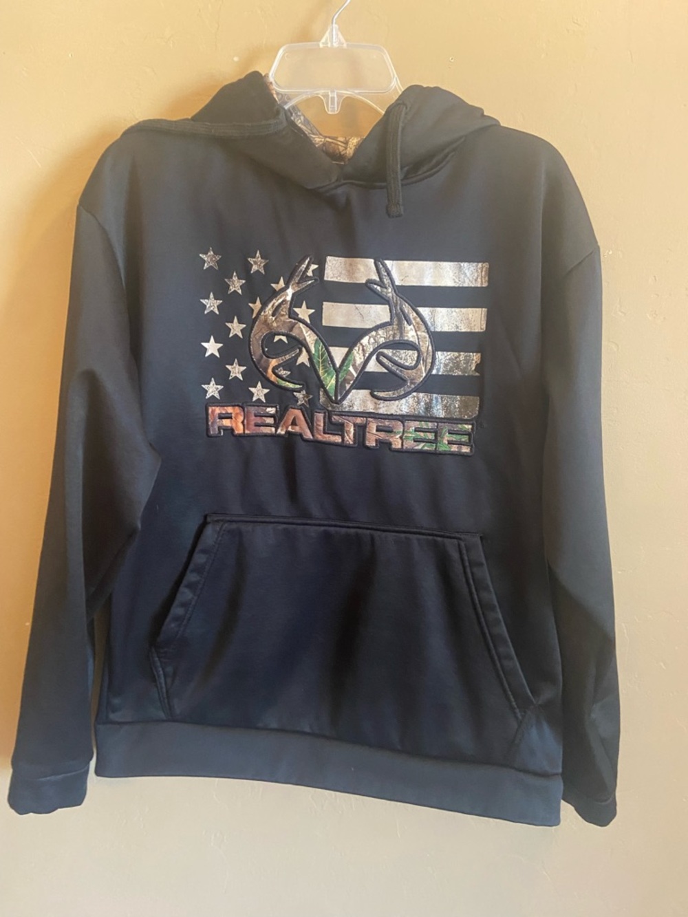 Realtree Men's Hoodie Camo American
Flag Antler Logo Pullover size medium